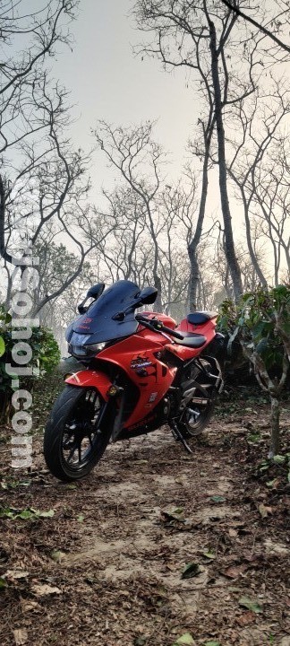 Suzuki GsxR 150 (Indonesian)